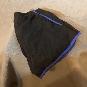 Black work out shorts